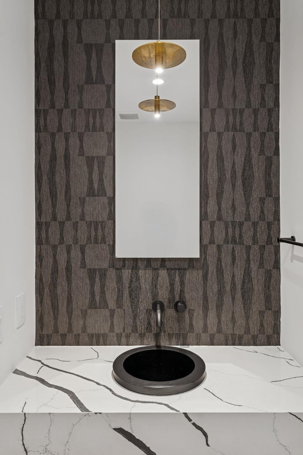 3007 Locke Ln, Austin, TX 78704