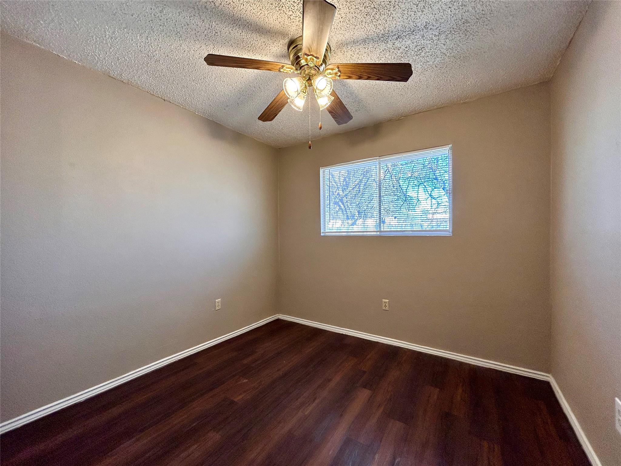 1502 No Mor Cv # A, Austin, TX 78758