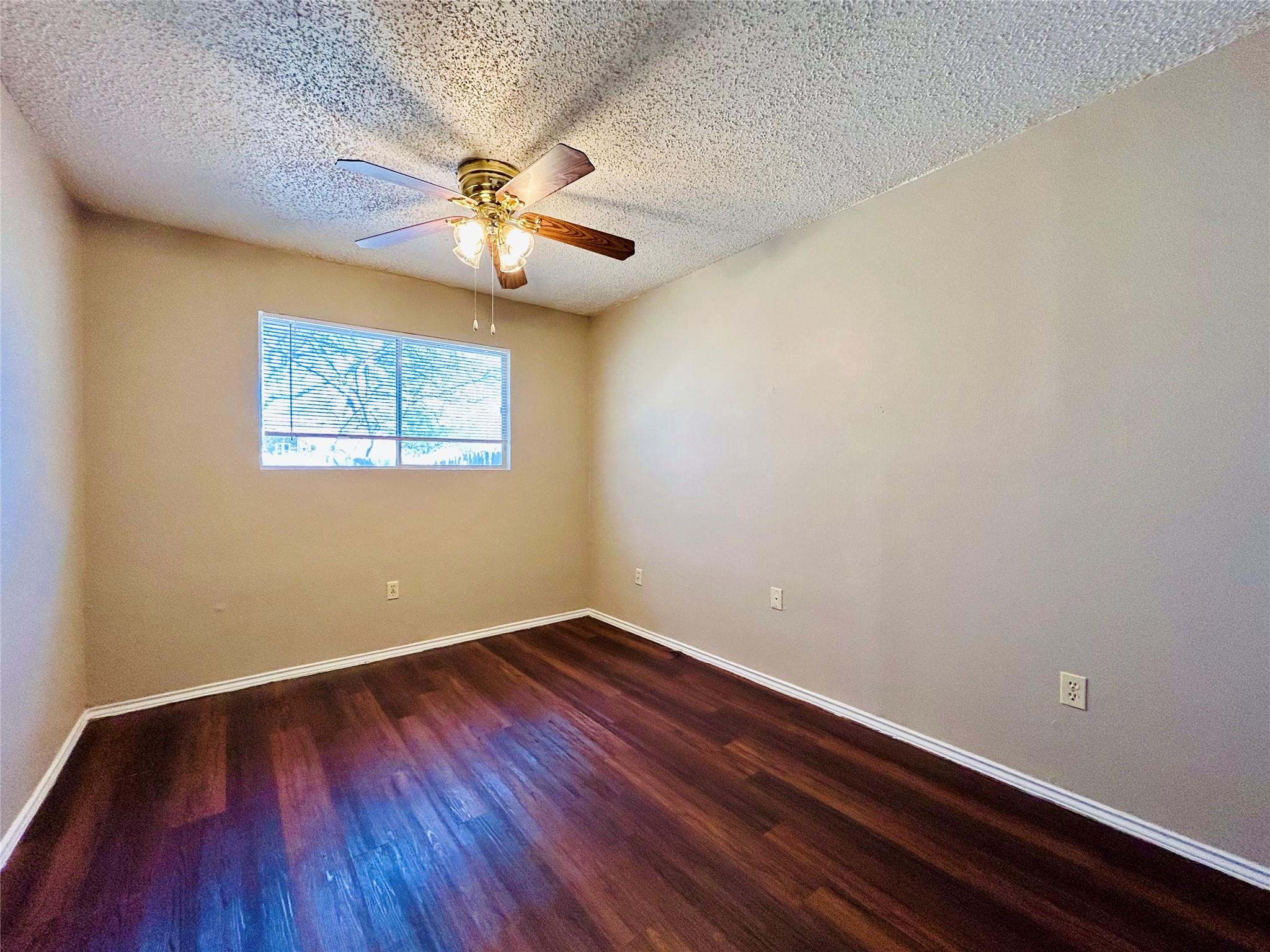 1502 No Mor Cv # A, Austin, TX 78758