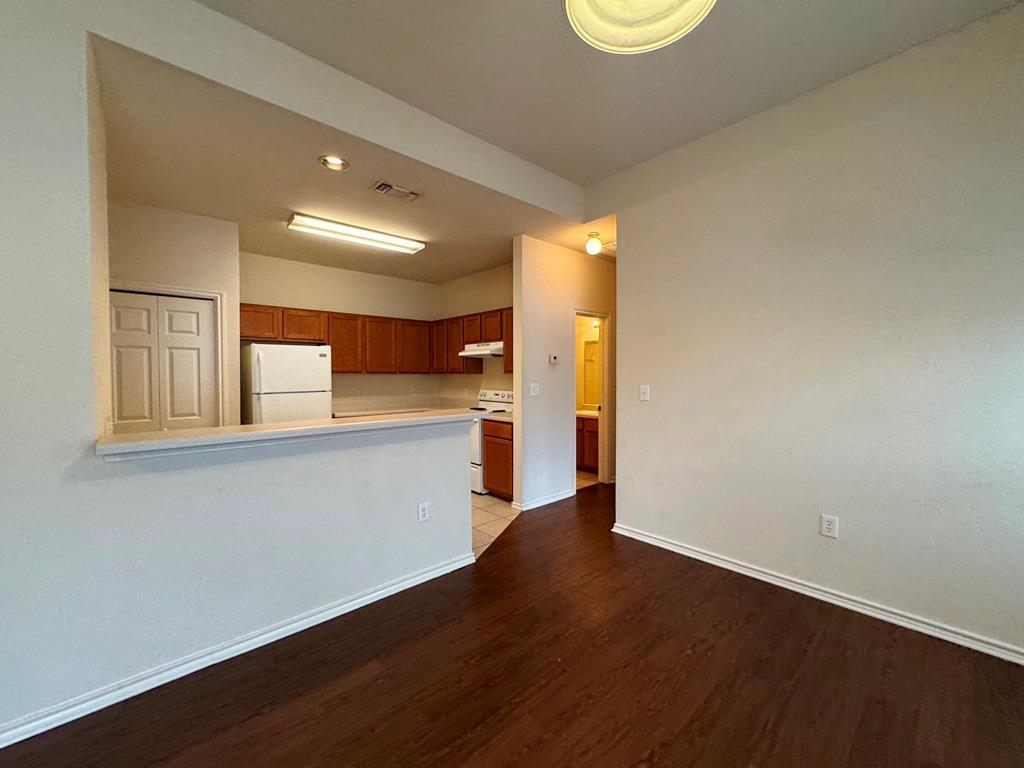 1717 CONSTANTINO Cir # B, Austin, TX 78745