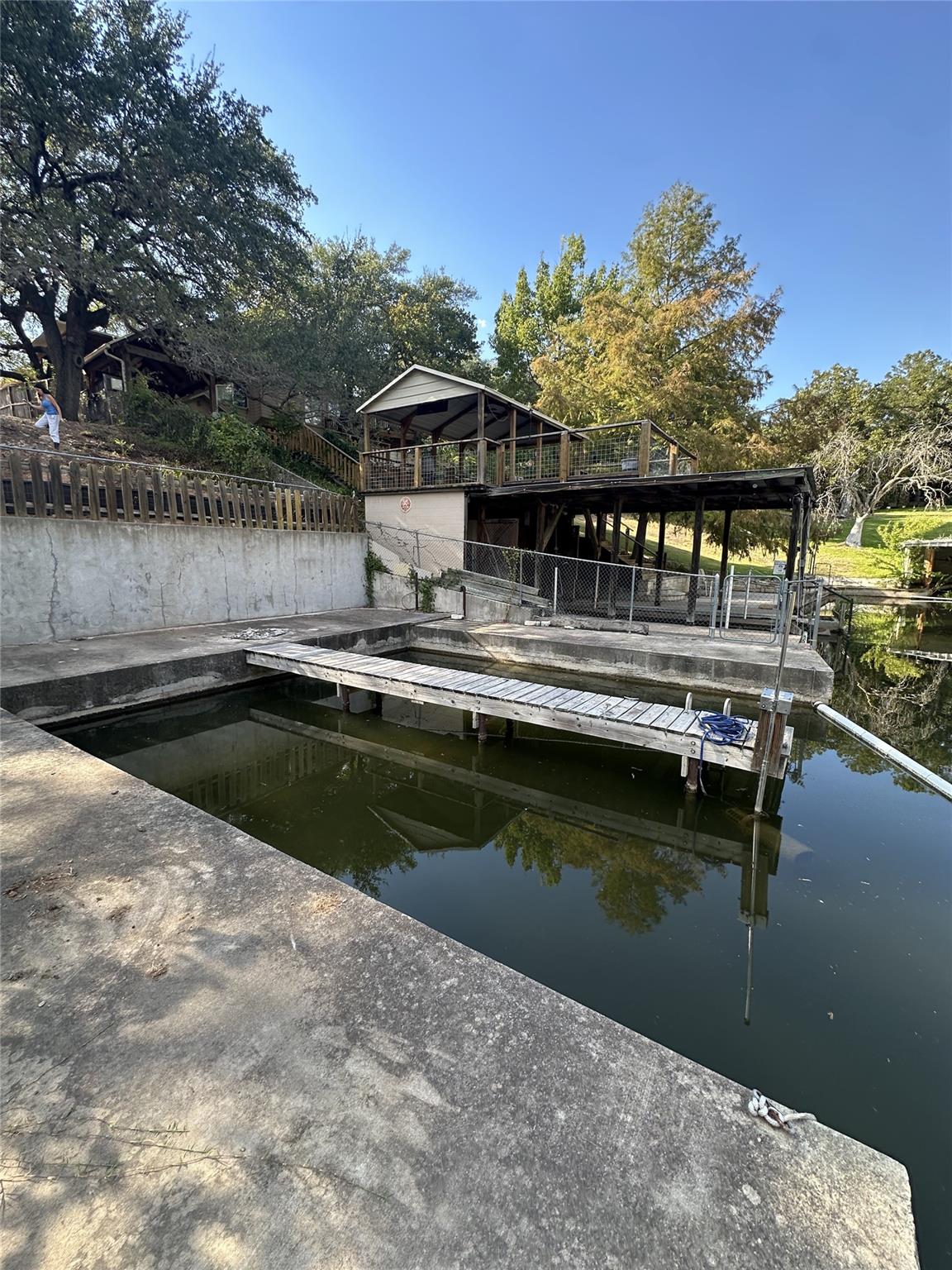 525 & 527 County Road 136A Rd, Kingsland, TX 78639