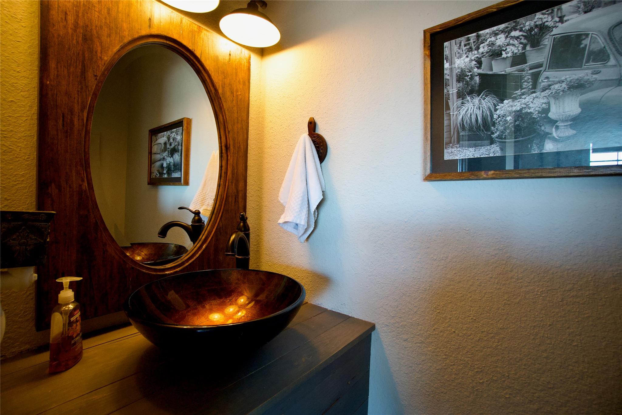 2352 Borchert Loop, Lockhart, TX 78644