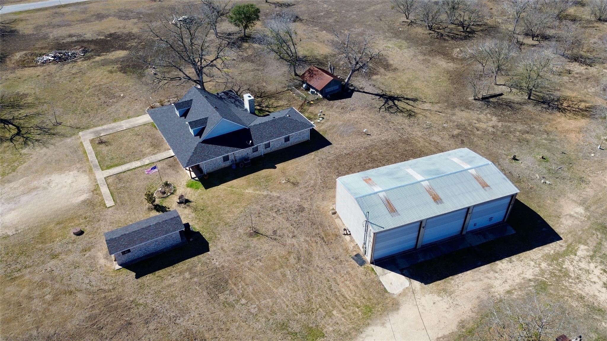 2352 Borchert Loop, Lockhart, TX 78644