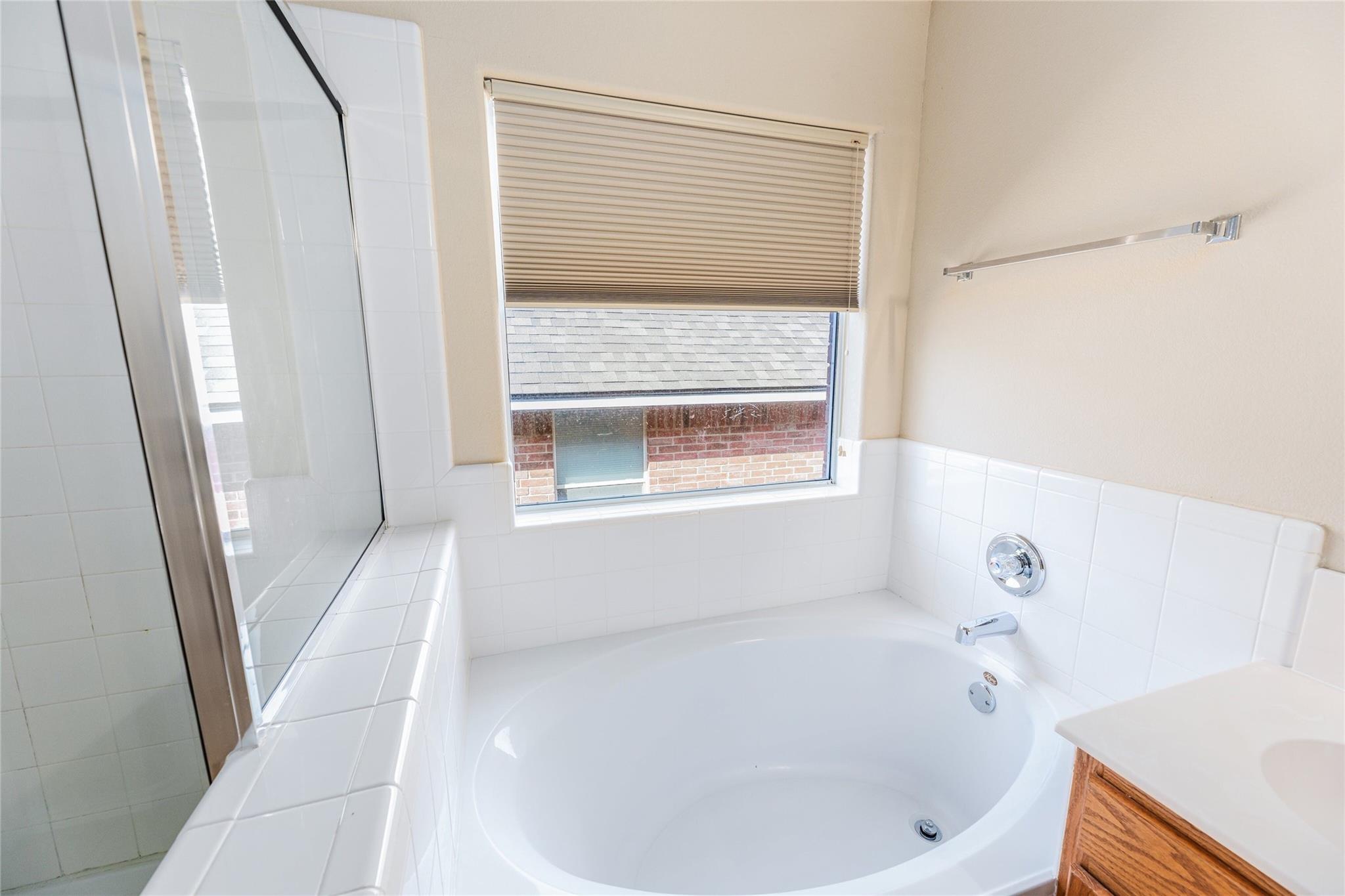 1613 Bowerton Dr, Austin, TX 78754