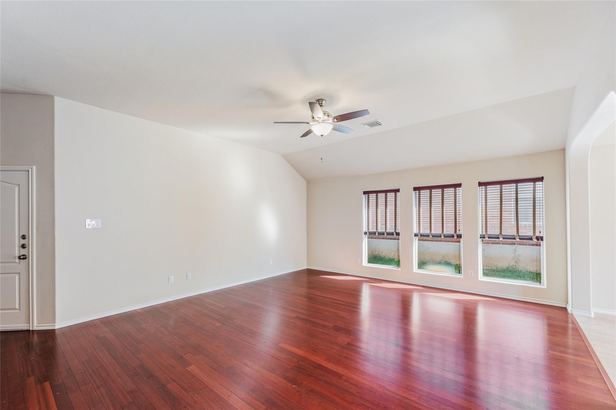 1613 Bowerton Dr, Austin, TX 78754