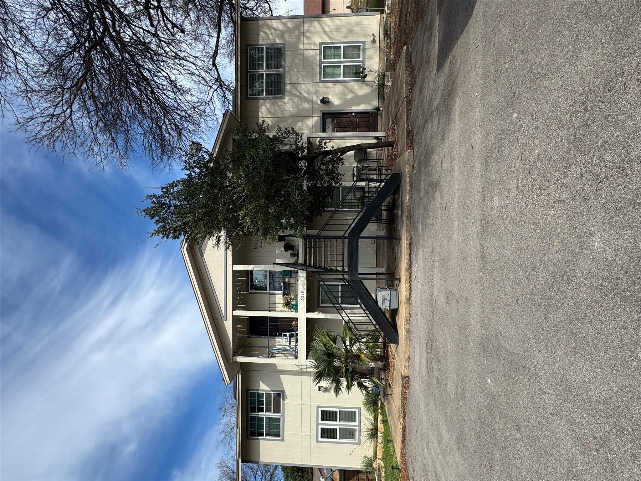 5210 Tahoe Trl # D, Austin, TX 78745