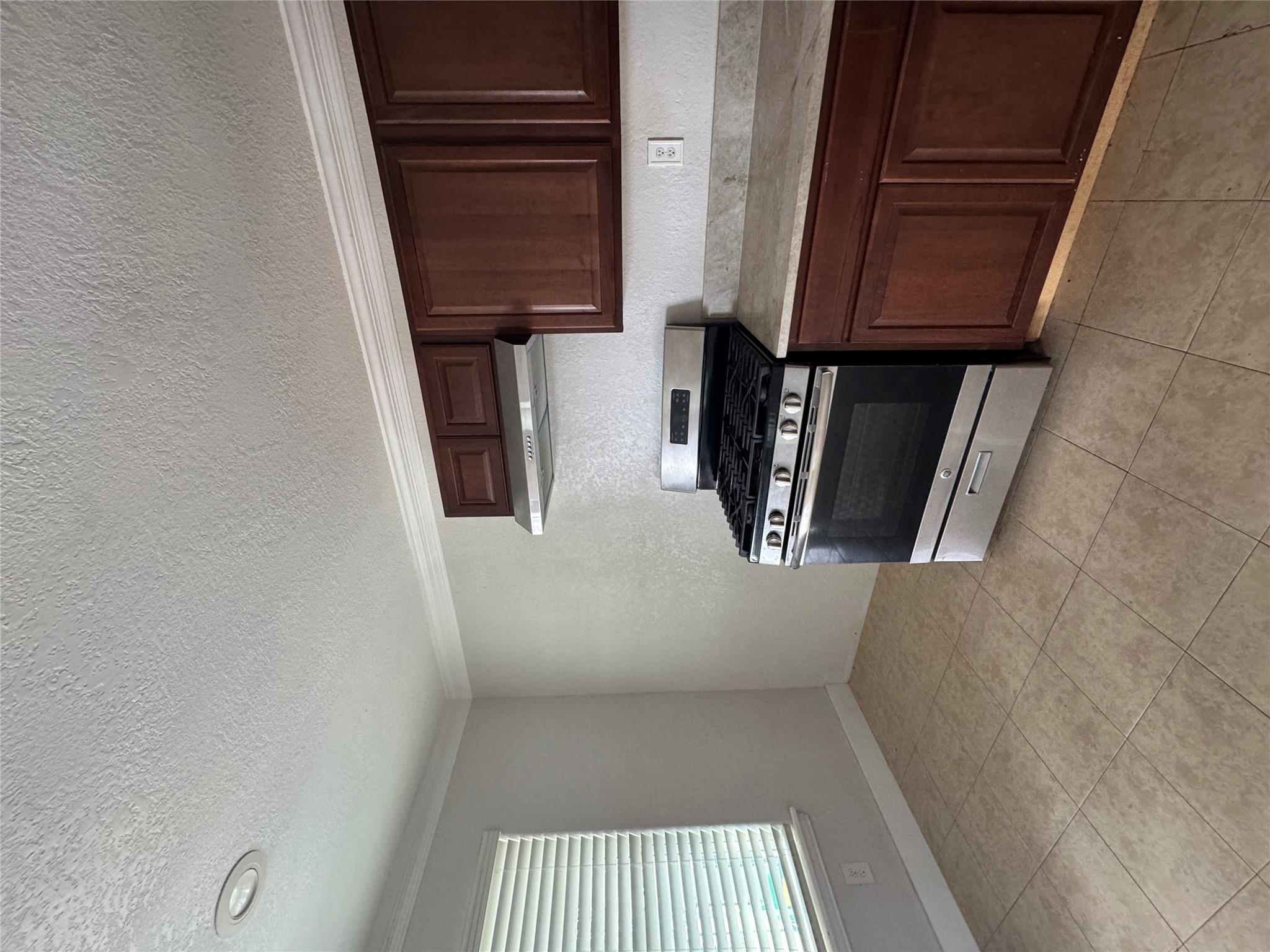 5210 Tahoe Trl # D, Austin, TX 78745