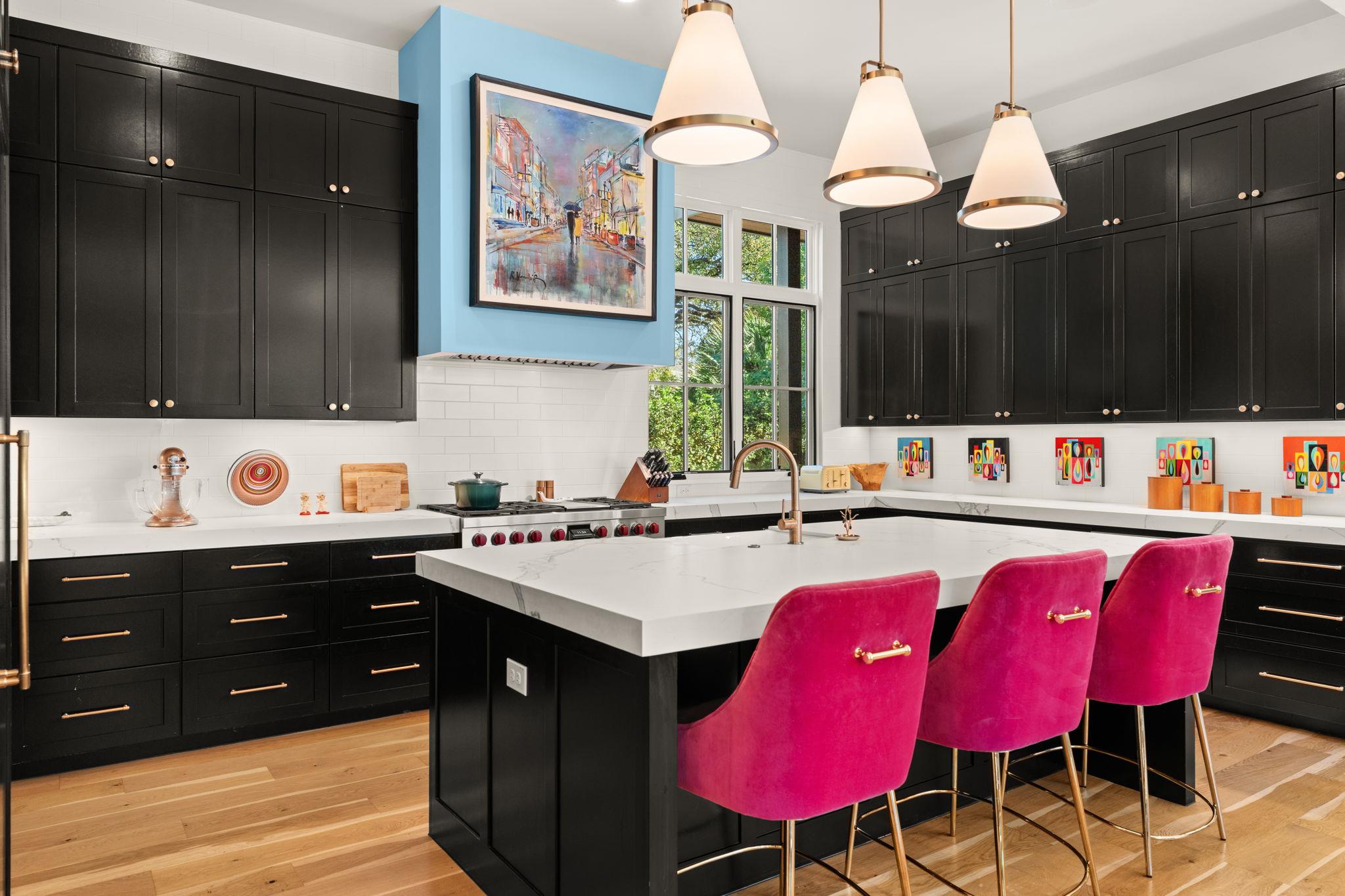 2203 Greenlee Dr, Austin, TX 78703