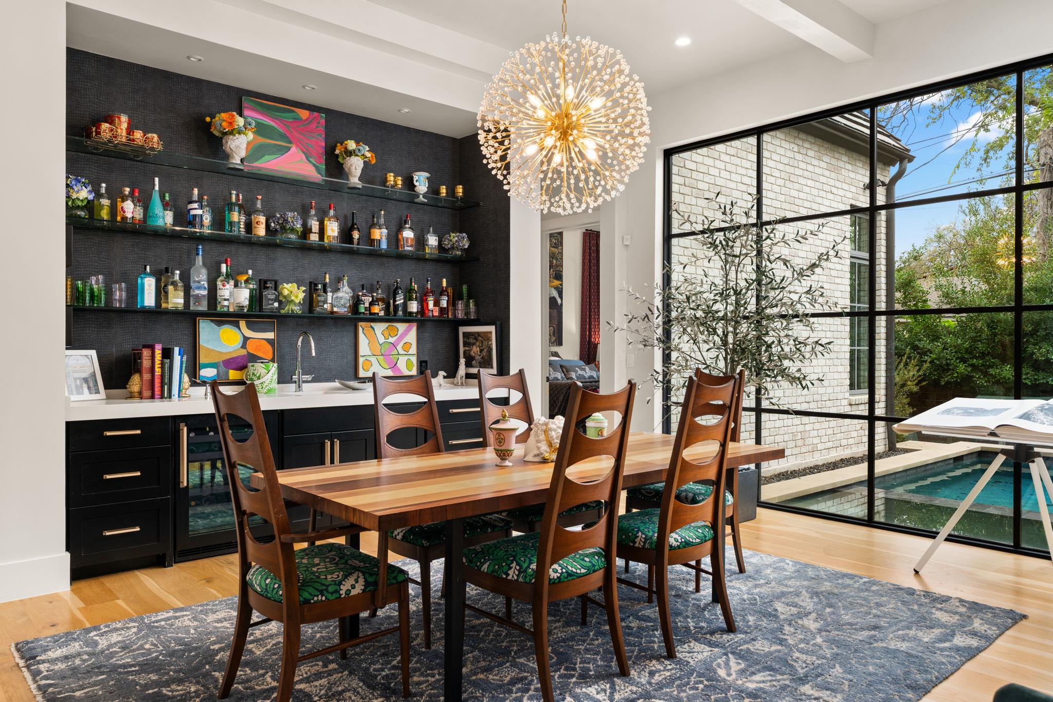 2203 Greenlee Dr, Austin, TX 78703