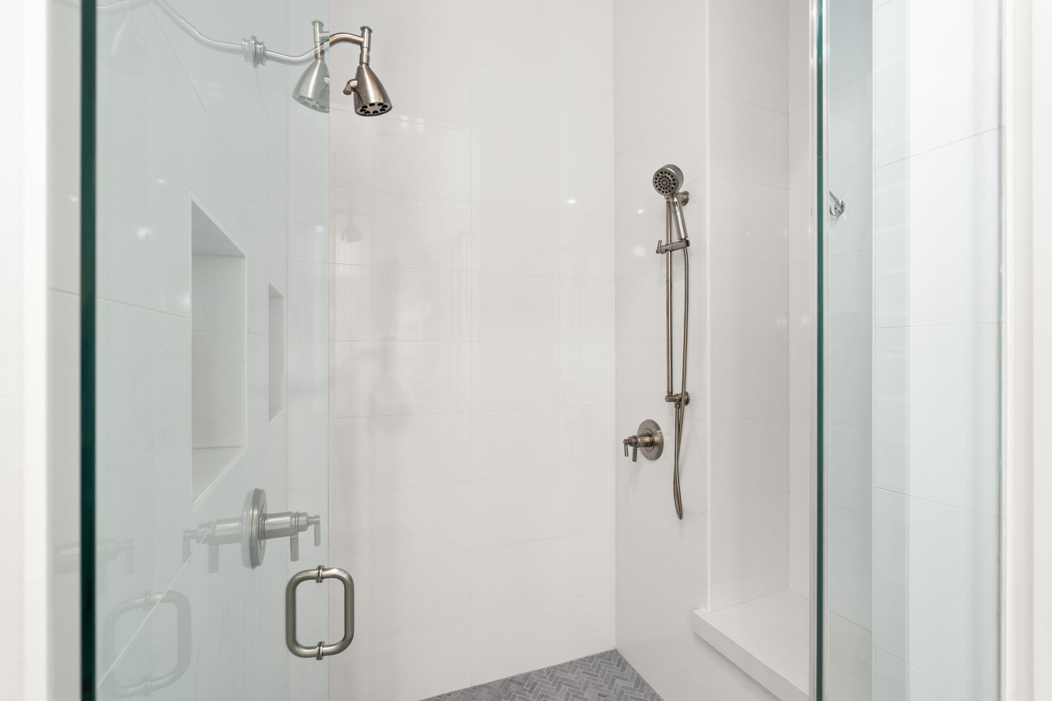 2203 Greenlee Dr, Austin, TX 78703