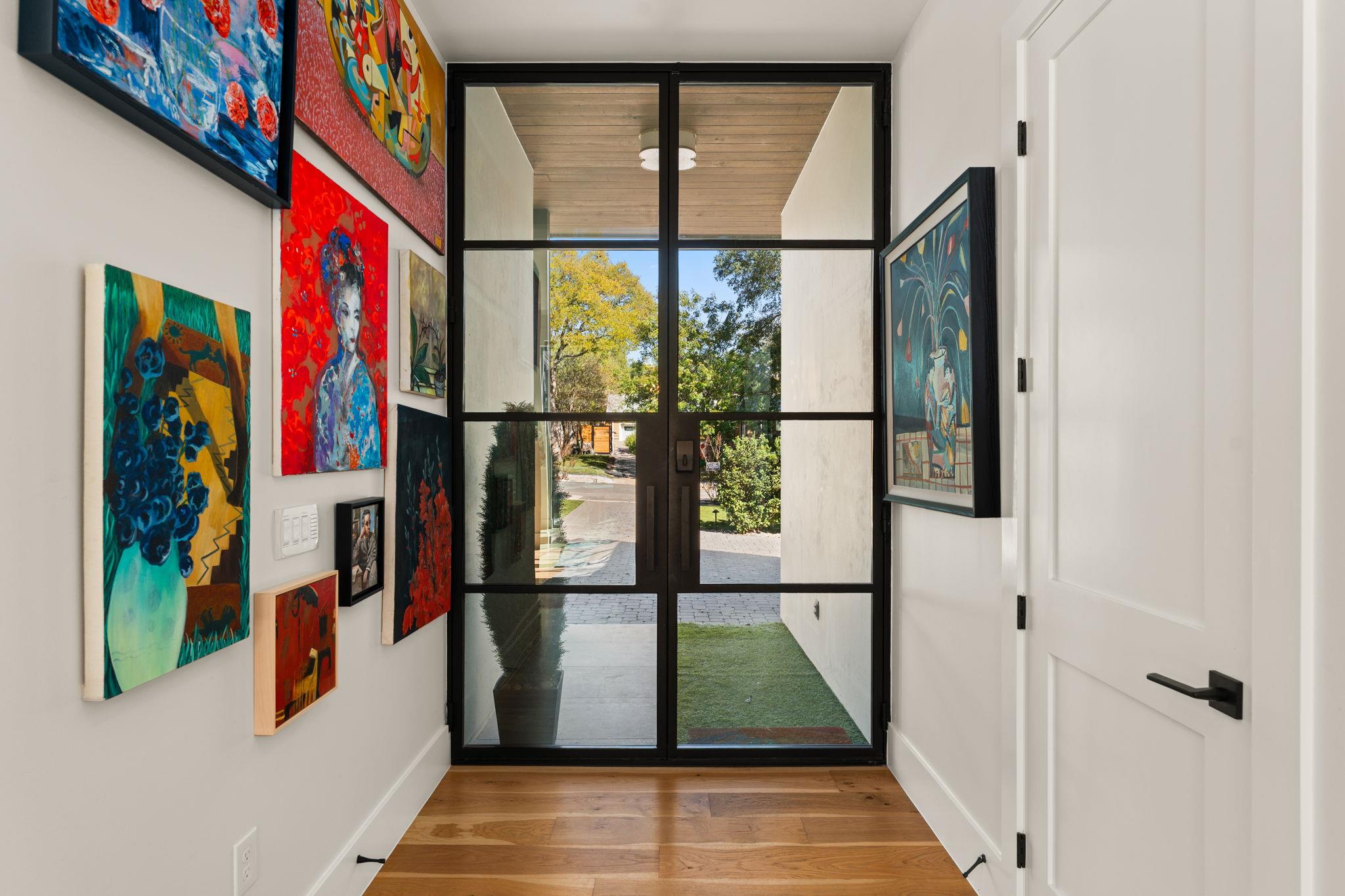 2203 Greenlee Dr, Austin, TX 78703