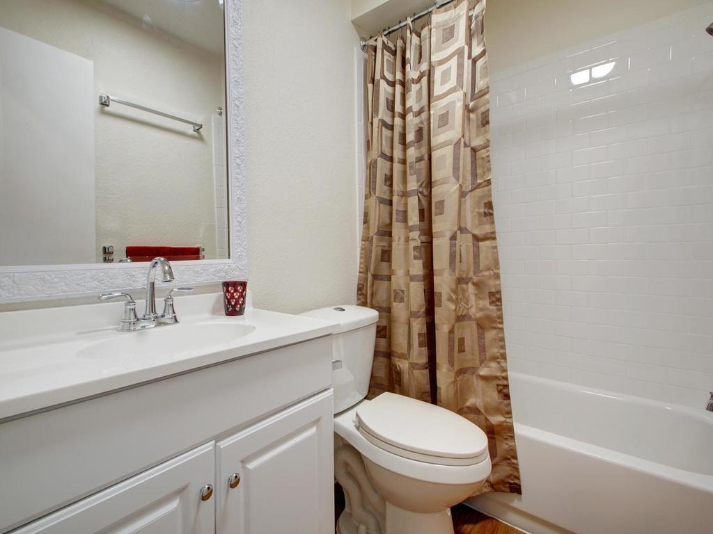 4906 Duval St # A, Austin, TX 78751