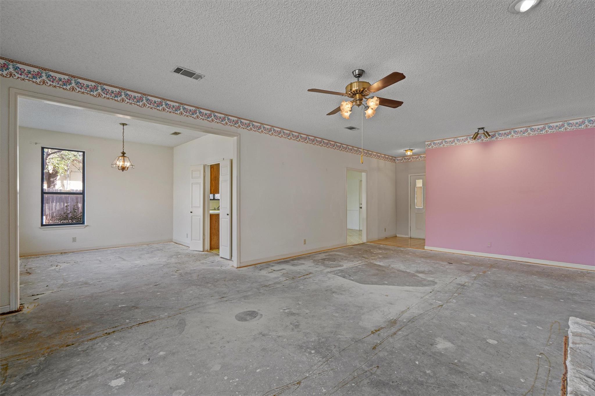 9702 Murmuring Creek Dr, Austin, TX 78736