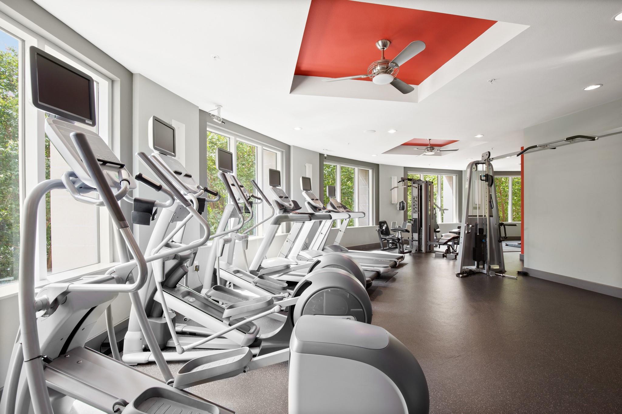 54 Rainey St # 518, Austin, TX 78701