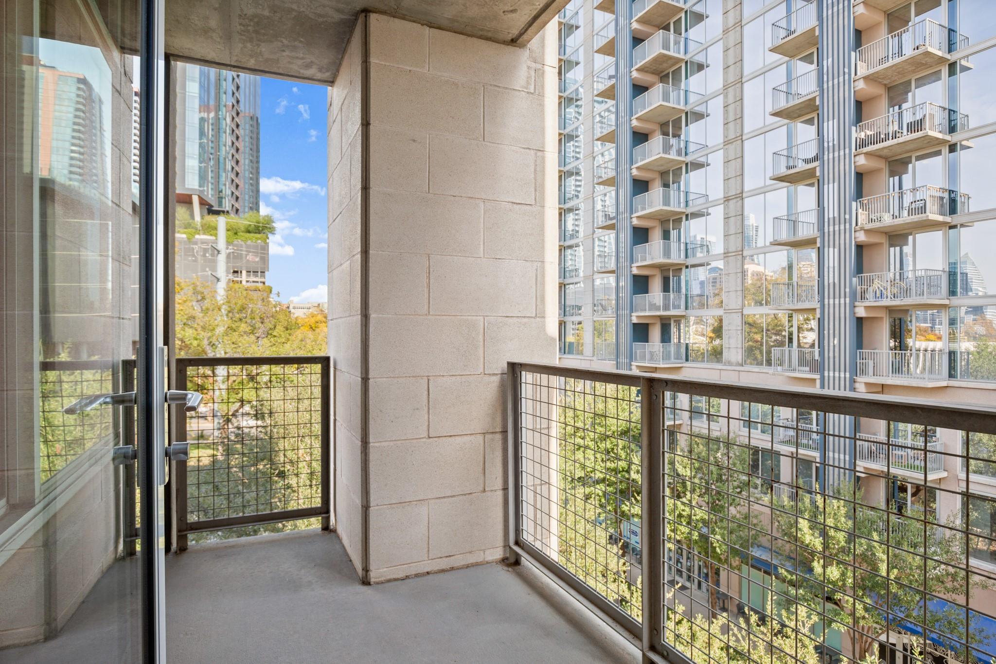 54 Rainey St # 518, Austin, TX 78701