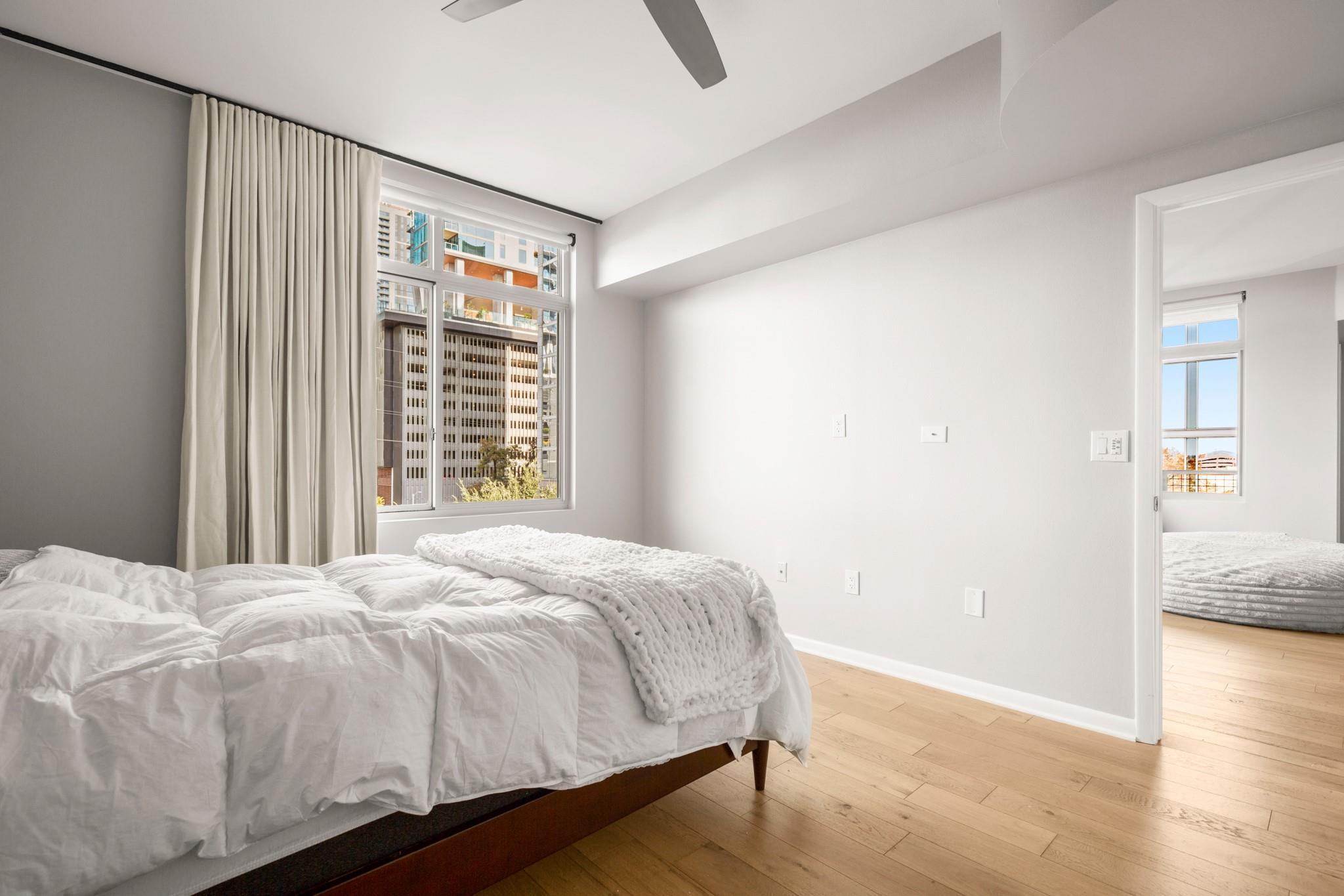 54 Rainey St # 518, Austin, TX 78701