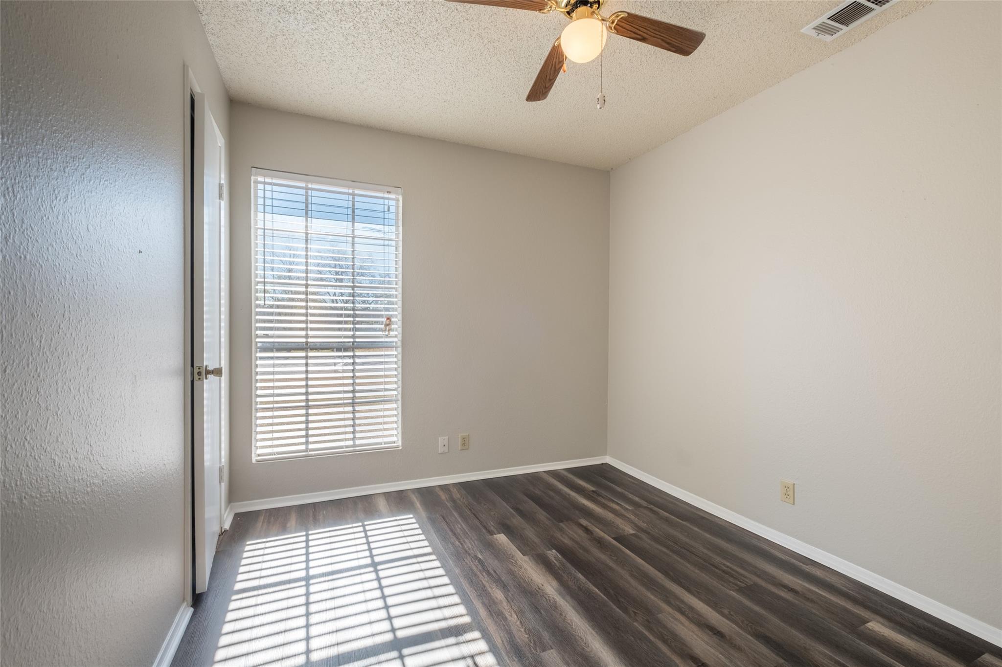 601 Osage Dr, Leander, TX 78641