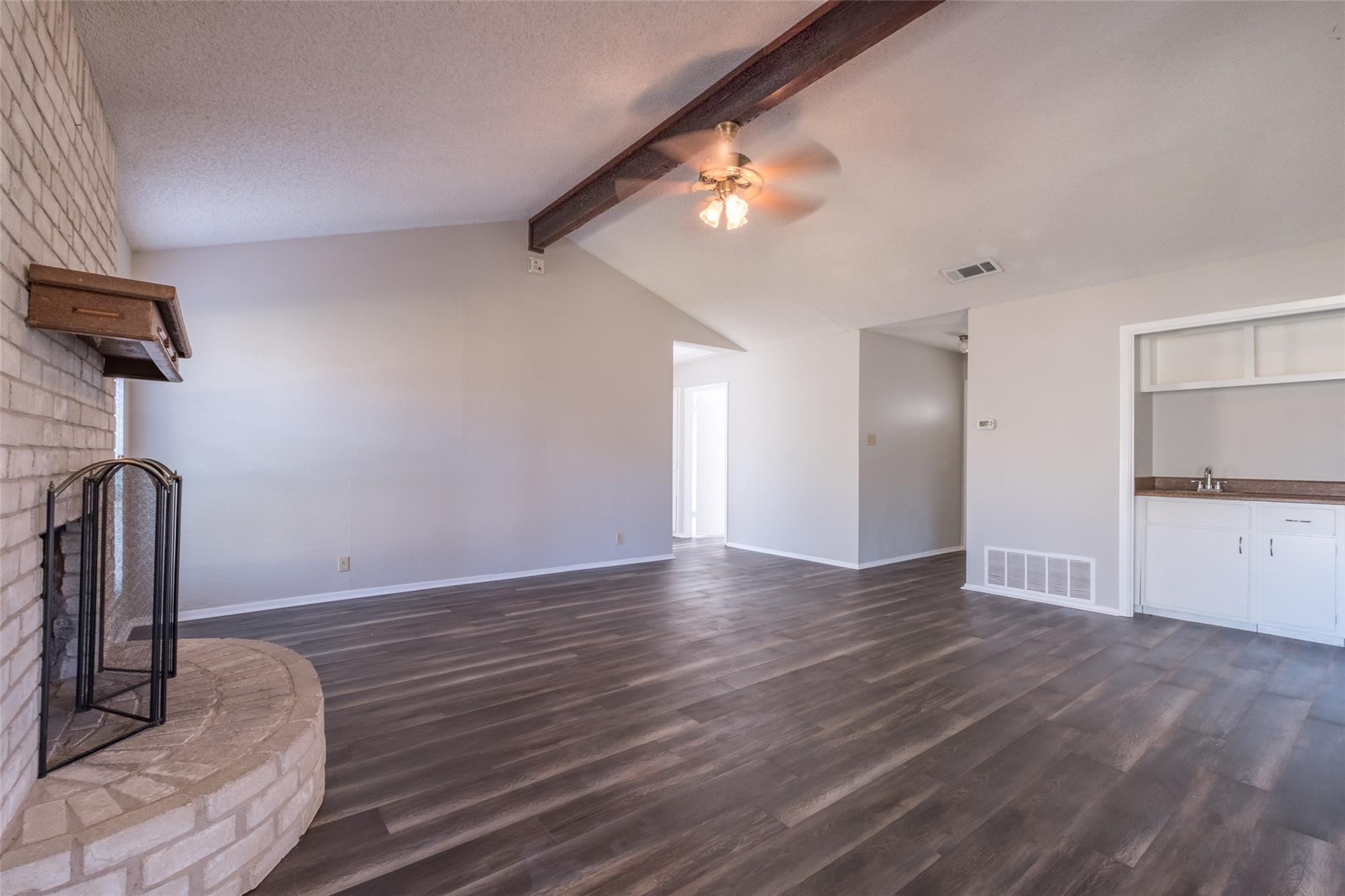 601 Osage Dr, Leander, TX 78641