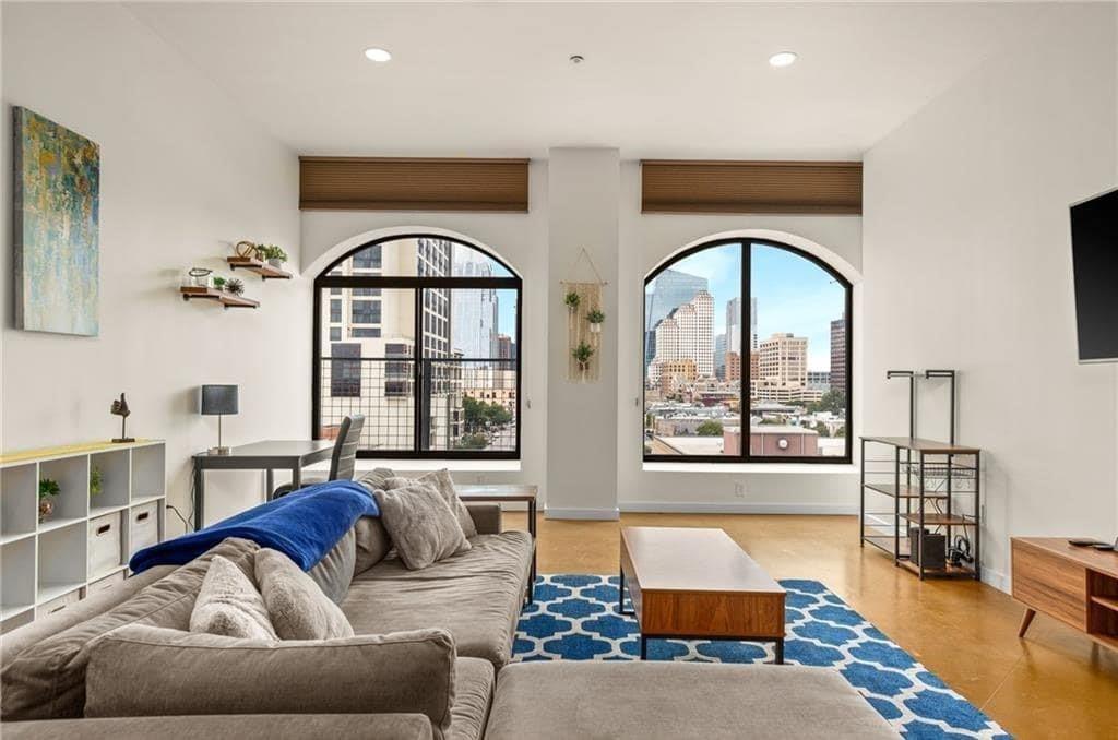 507 Sabine St # 705, Austin, TX 78701