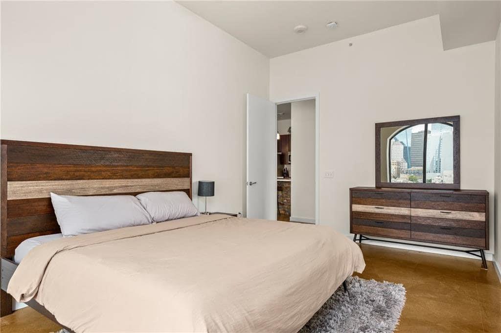 507 Sabine St # 705, Austin, TX 78701