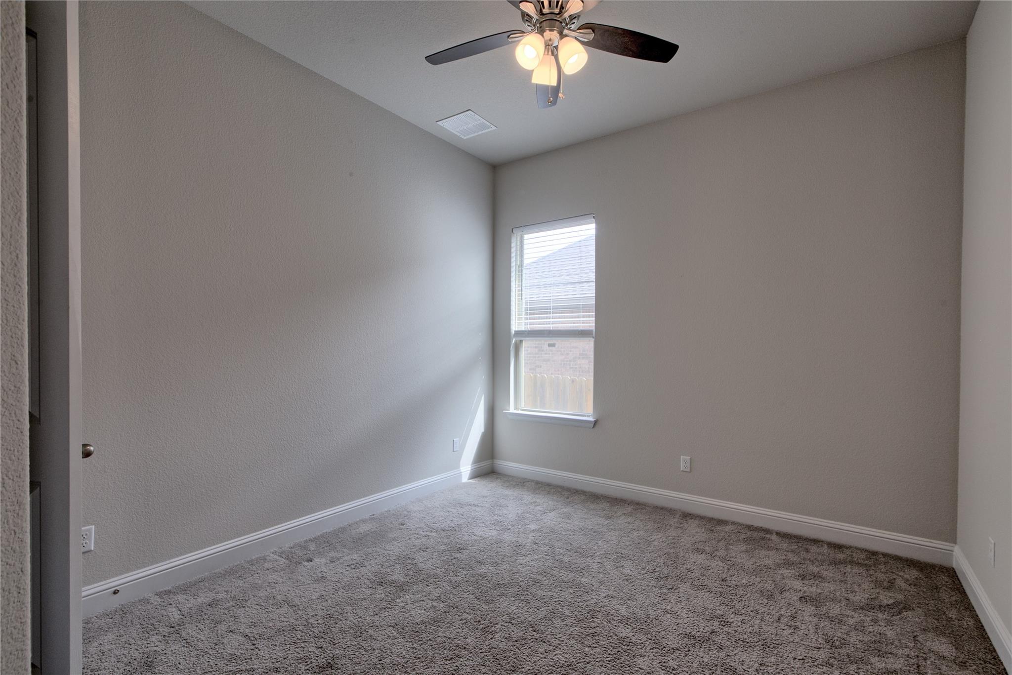 2433 Carretera Dr, Leander, TX 78641