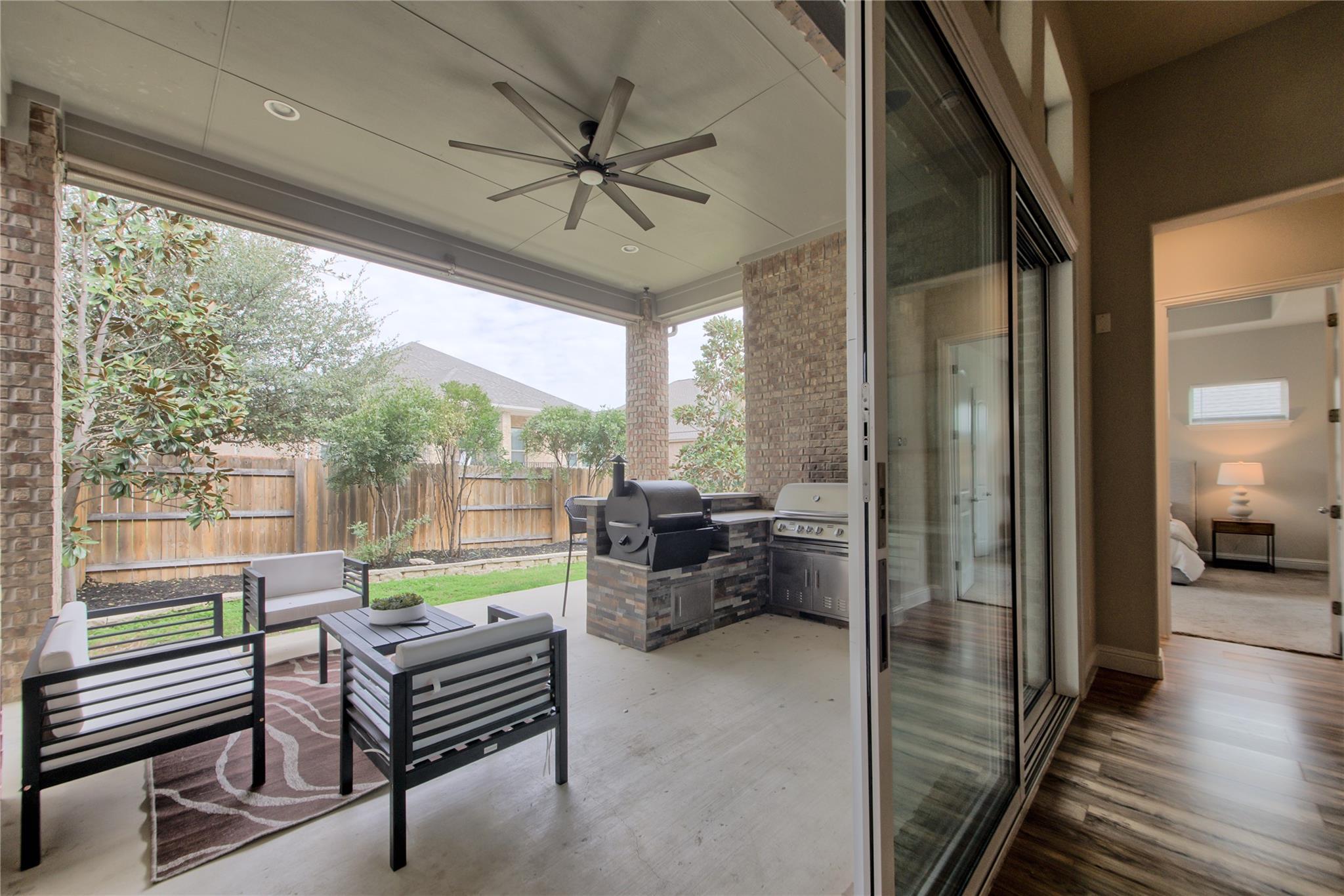 2433 Carretera Dr, Leander, TX 78641