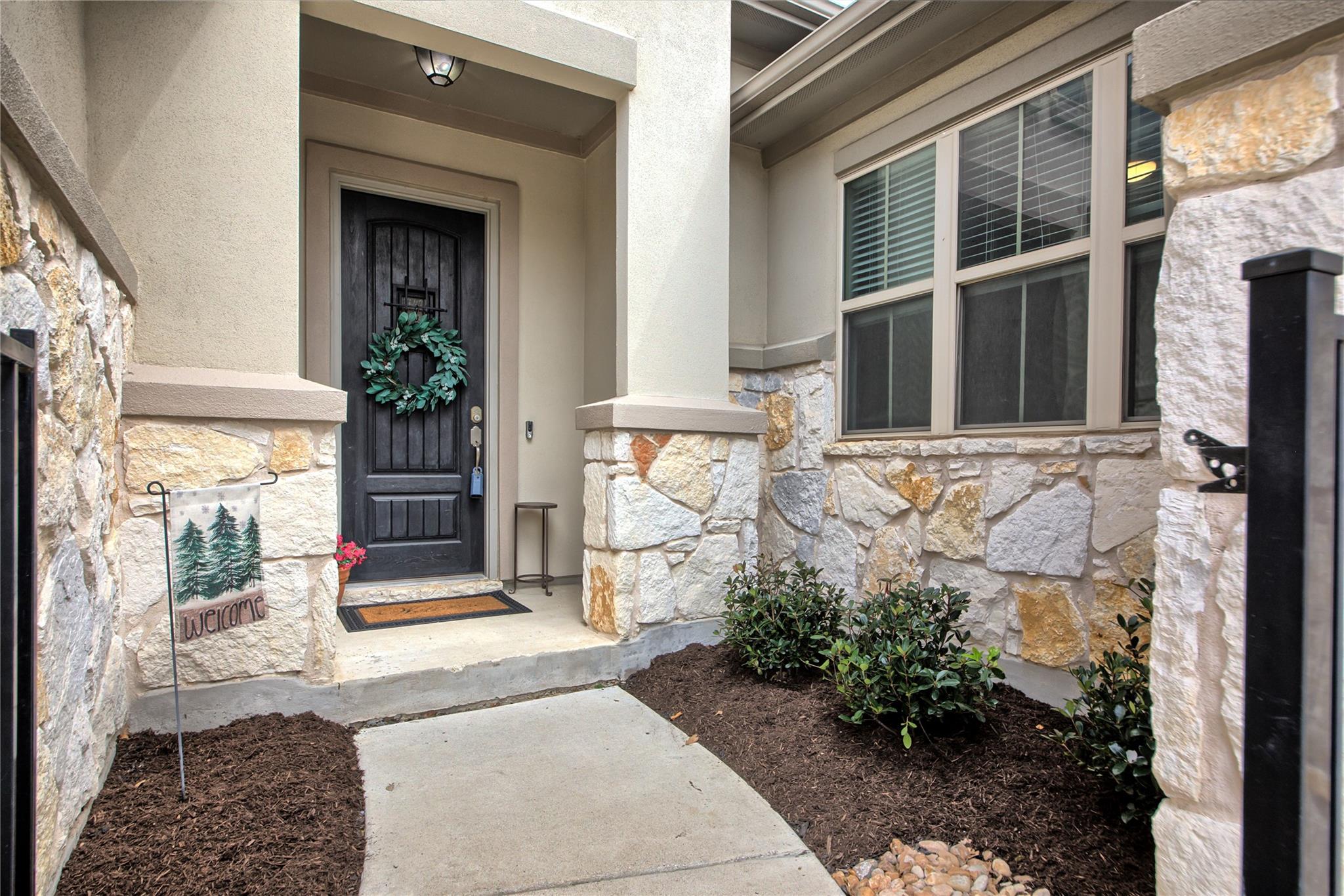 2433 Carretera Dr, Leander, TX 78641