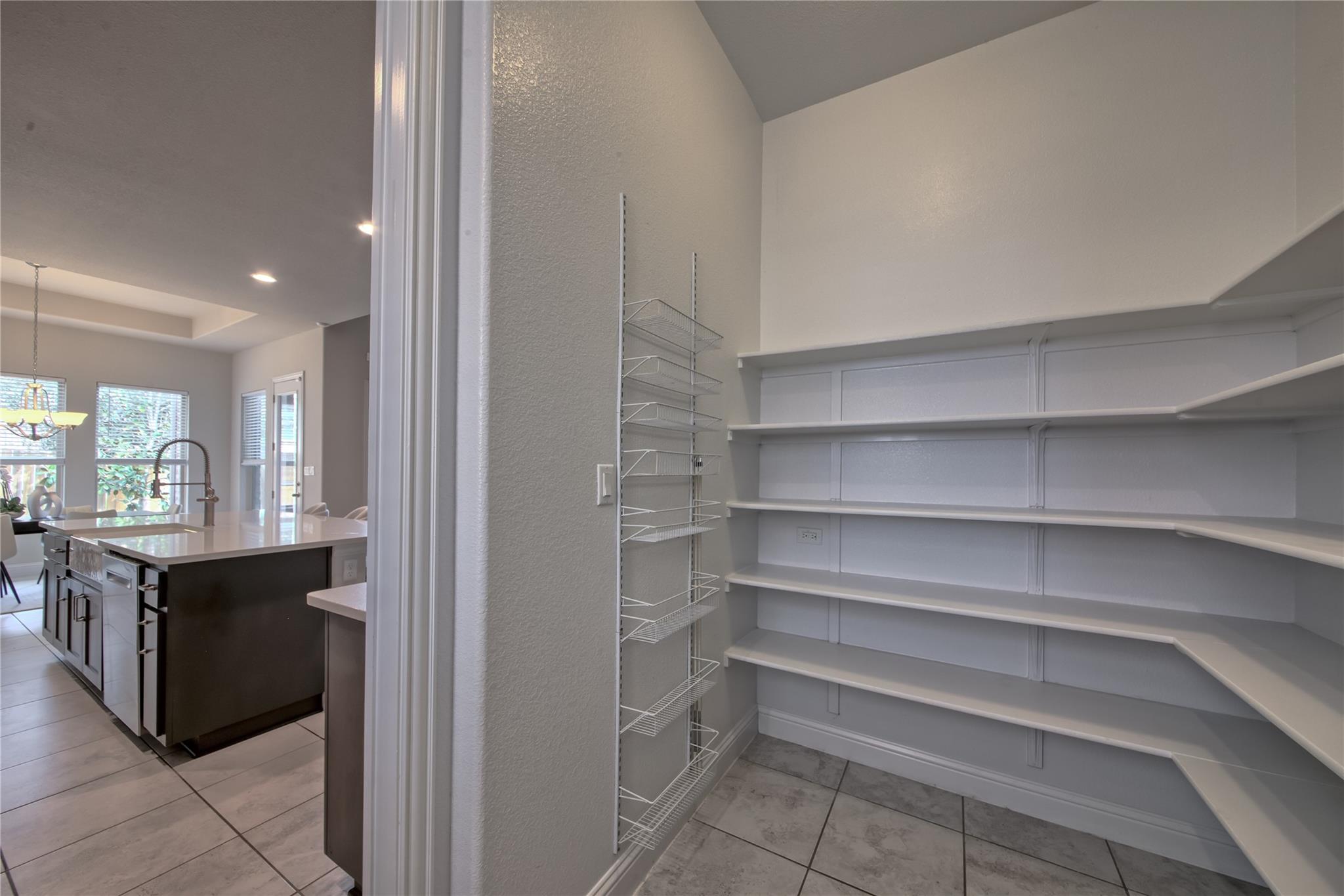 2433 Carretera Dr, Leander, TX 78641