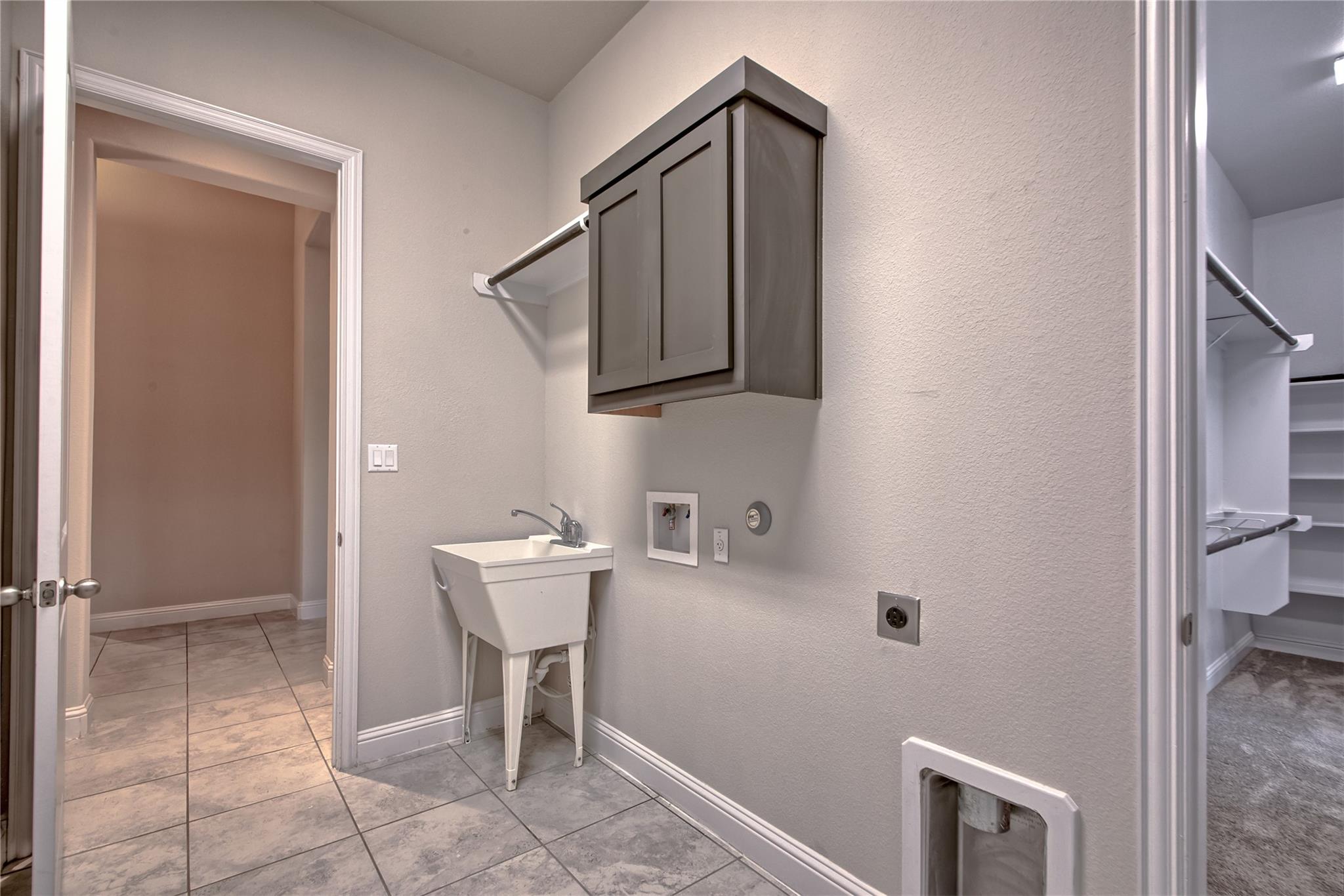 2433 Carretera Dr, Leander, TX 78641