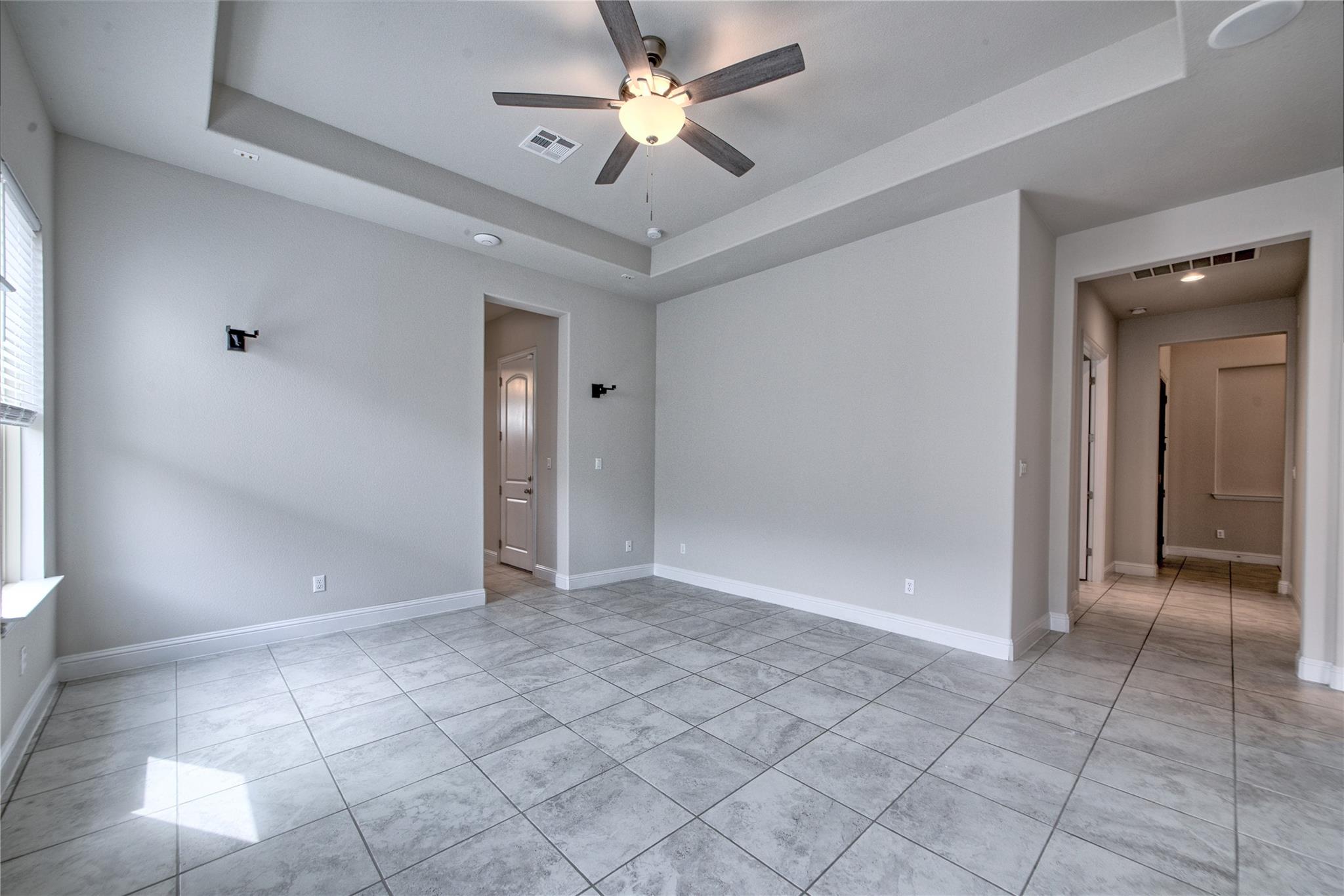 2433 Carretera Dr, Leander, TX 78641