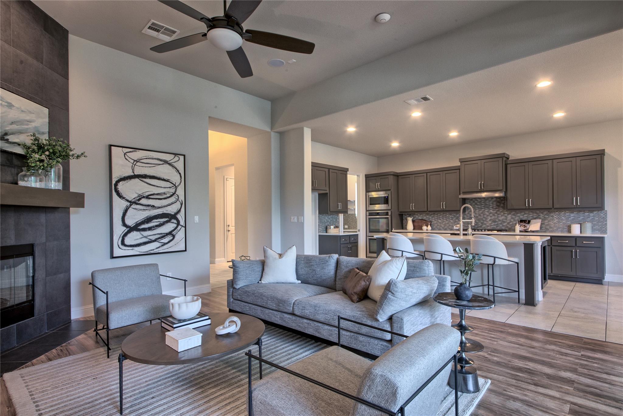 2433 Carretera Dr, Leander, TX 78641