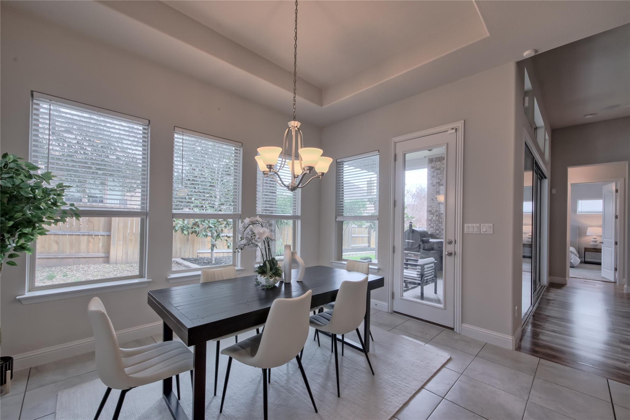 2433 Carretera Dr, Leander, TX 78641