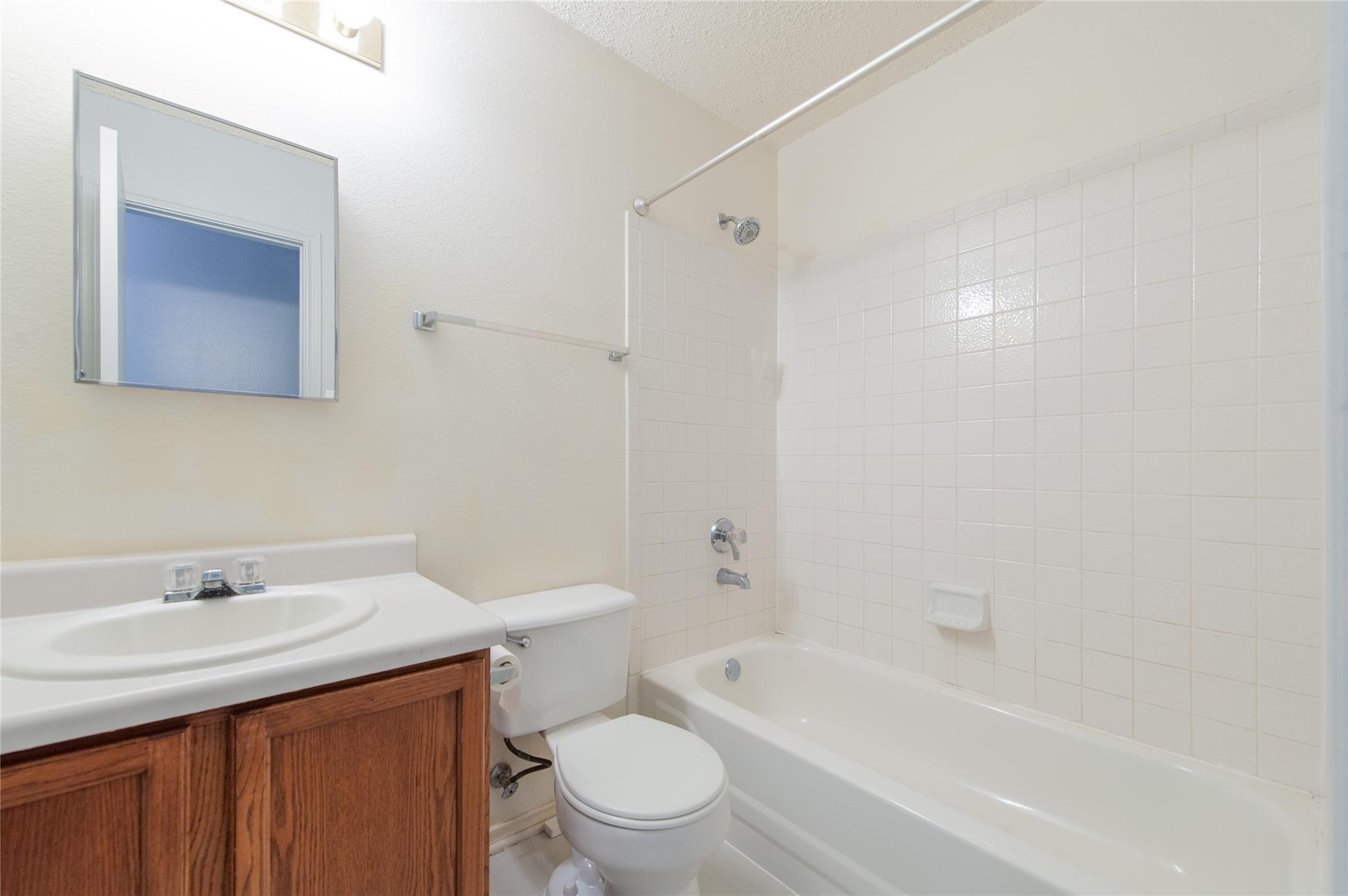 2813 Adelen Ln, Round Rock, TX 78664