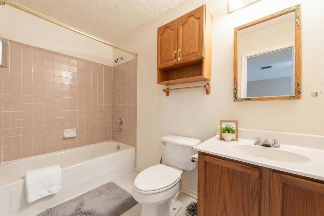 2813 Adelen Ln, Round Rock, TX 78664