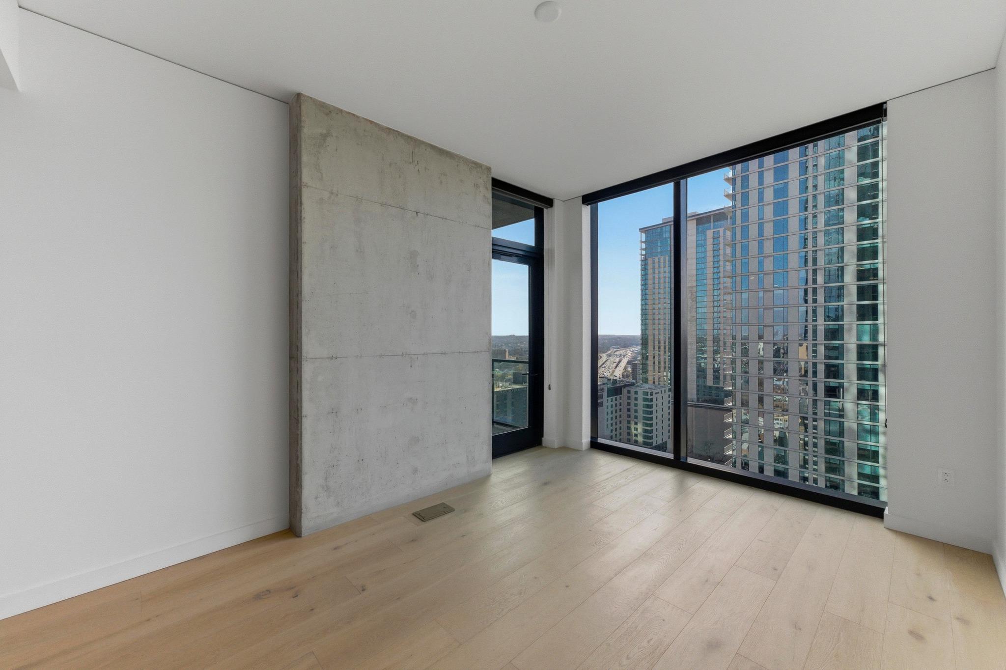 610 Davis St # 2204, Austin, TX 78701