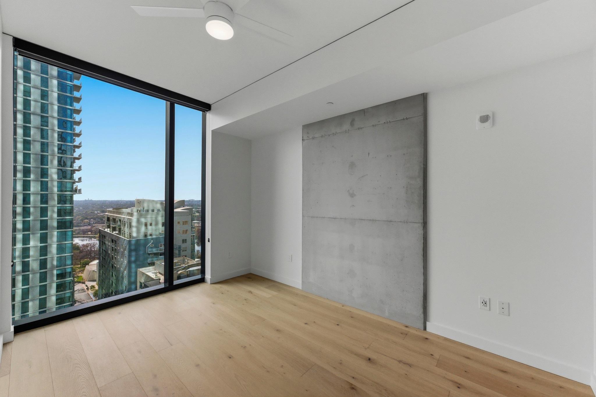 610 Davis St # 2204, Austin, TX 78701