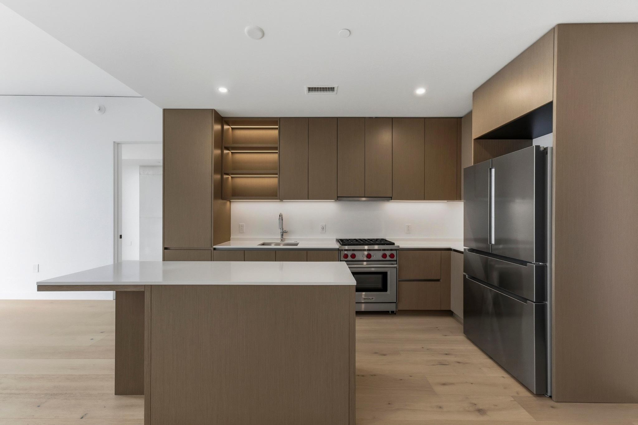 610 Davis St # 2204, Austin, TX 78701