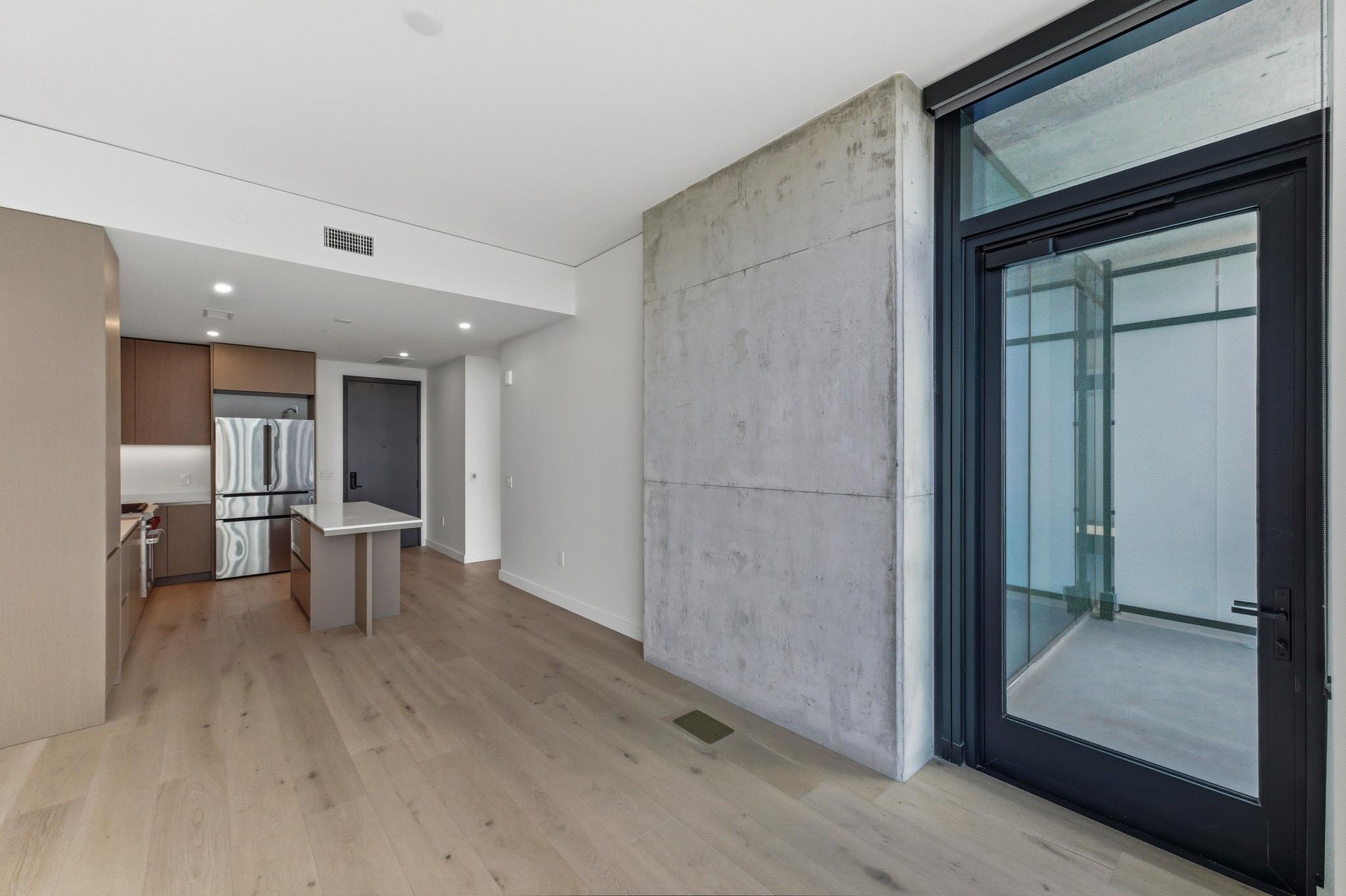 610 Davis St # 2204, Austin, TX 78701