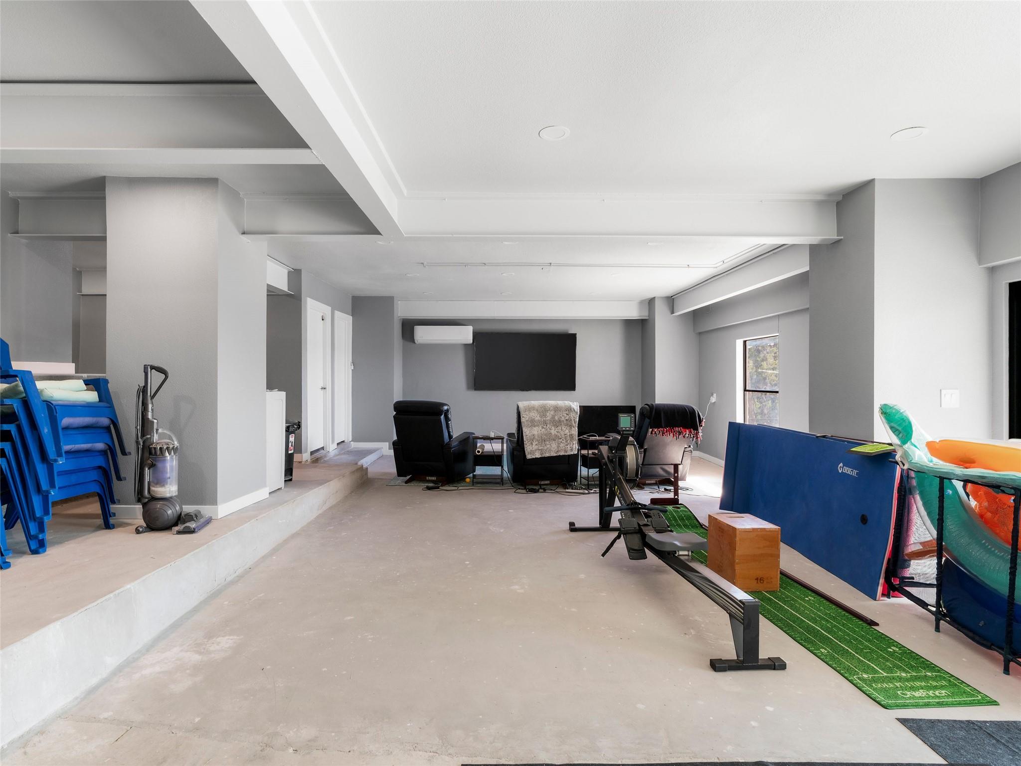 13805 Skyline Dr, Austin, TX 78732