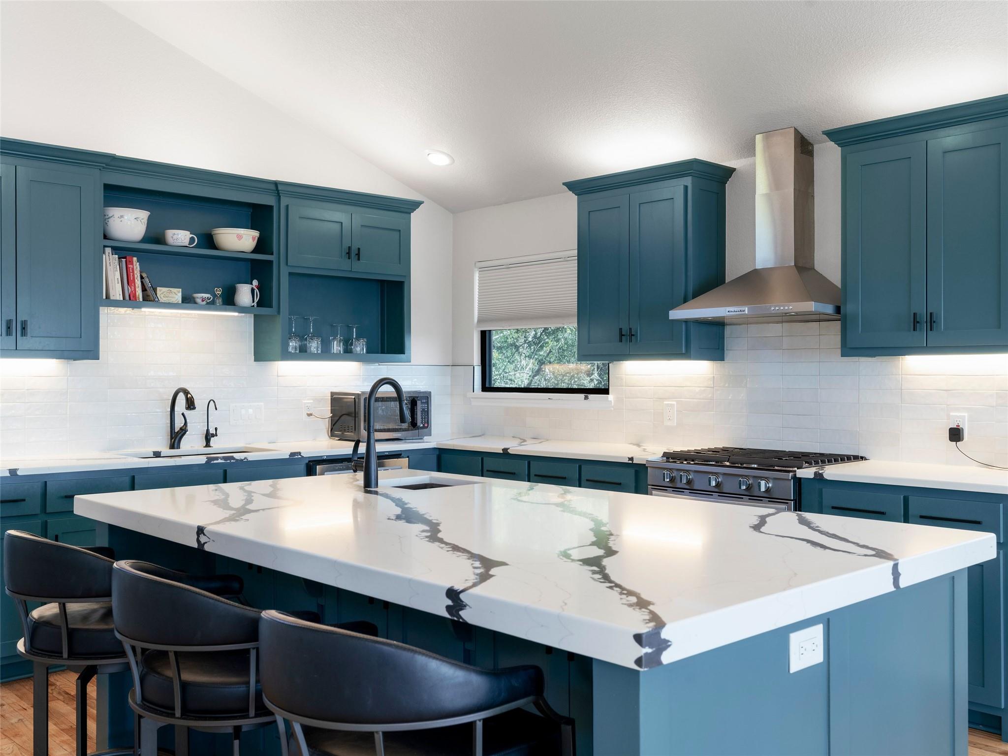 13805 Skyline Dr, Austin, TX 78732