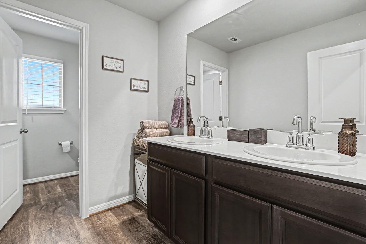 6700 Folsom Ave, Pflugerville, TX 78660