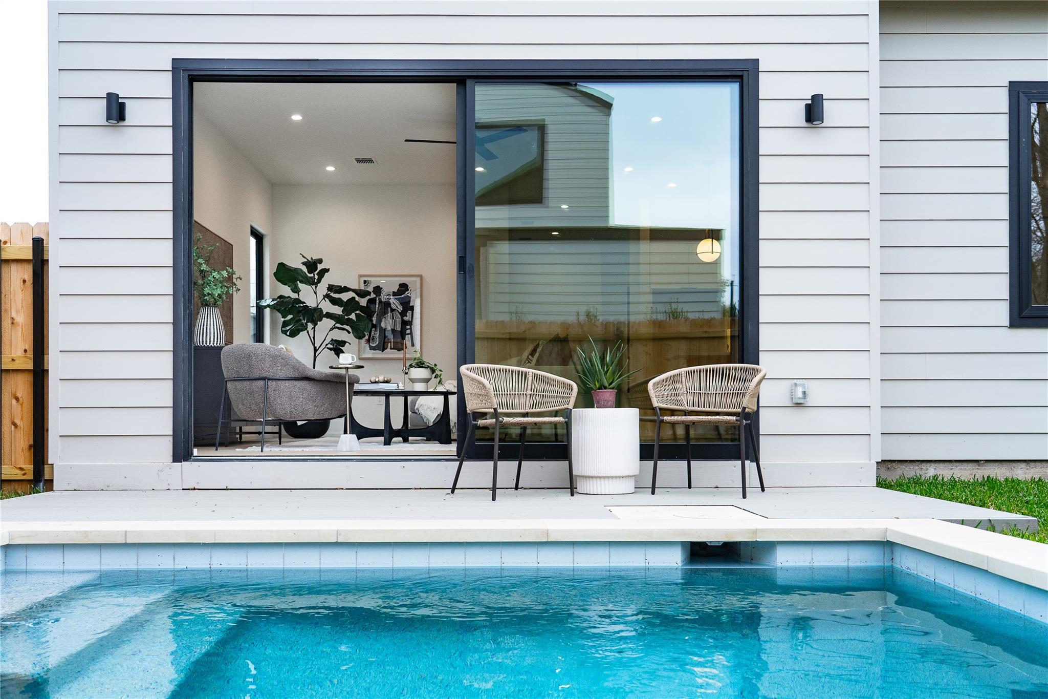 1216 Arcadia Ave # 1, Austin, TX 78757