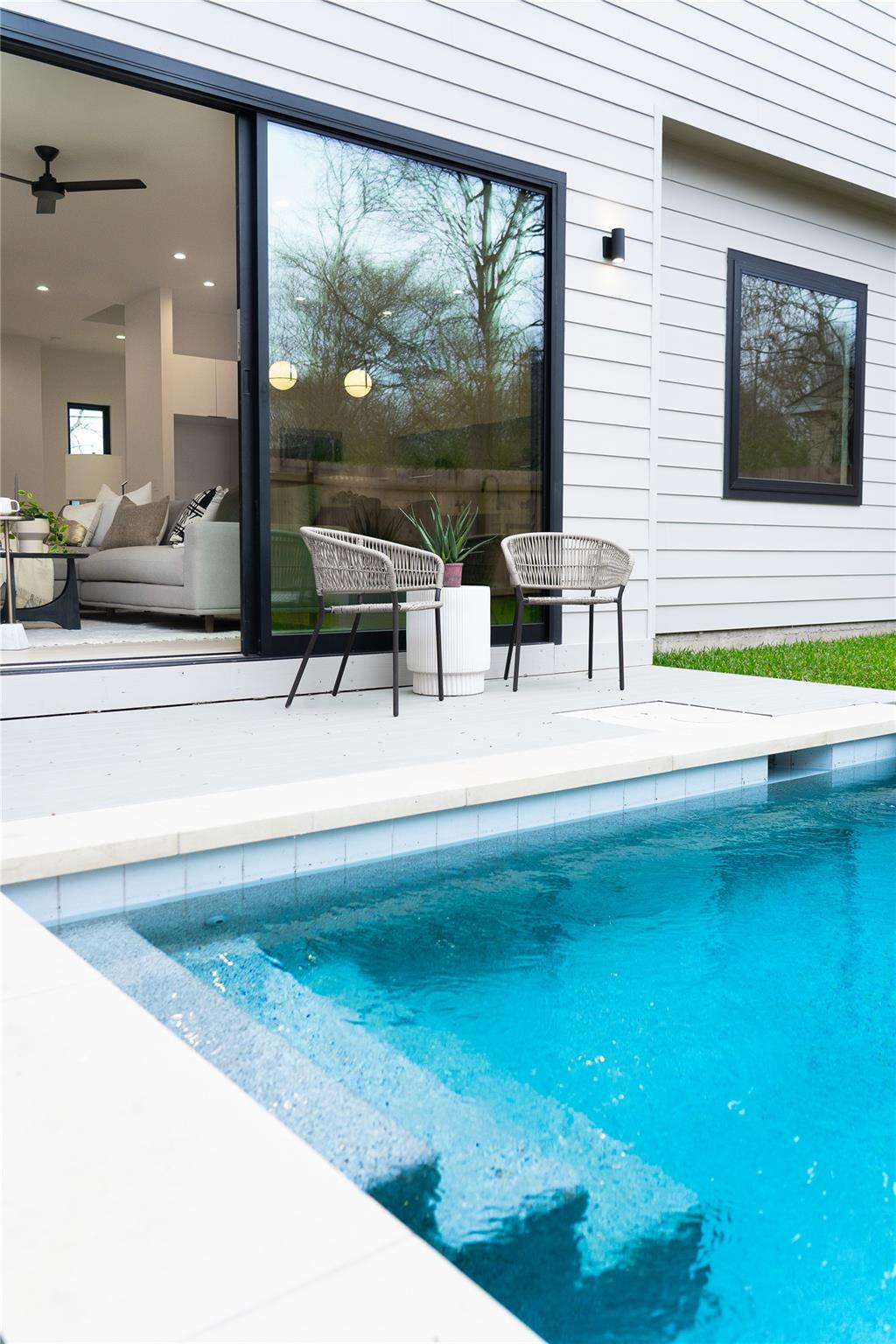 1216 Arcadia Ave # 1, Austin, TX 78757