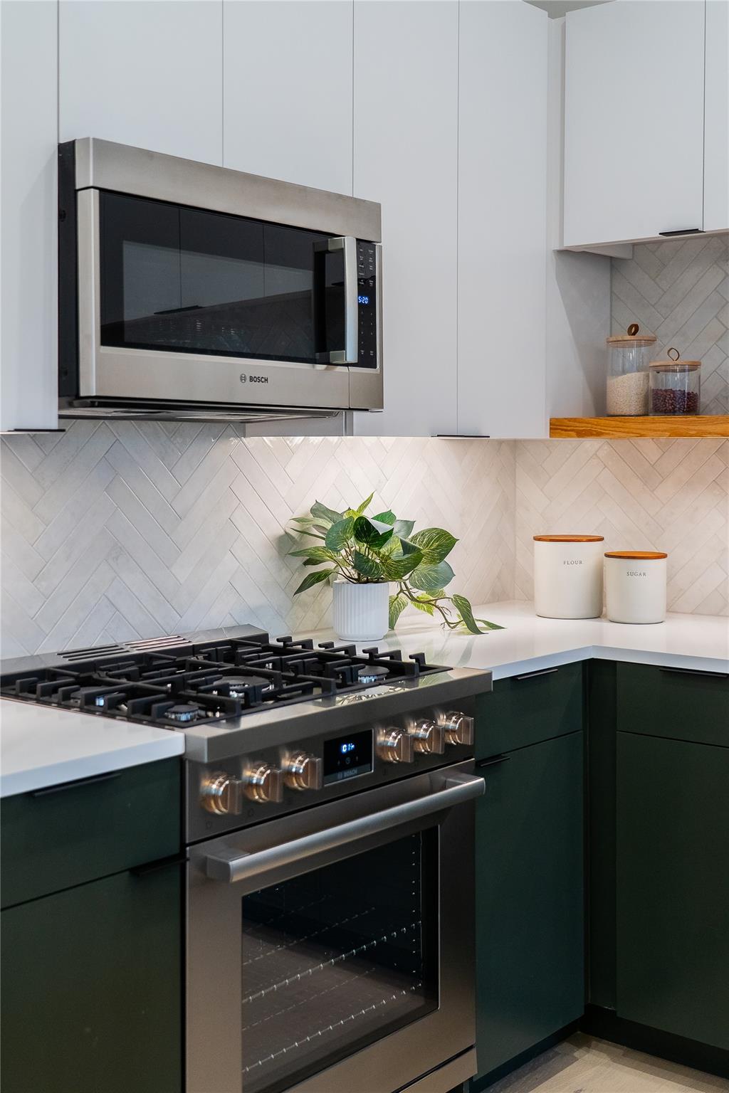 1216 Arcadia Ave # 1, Austin, TX 78757