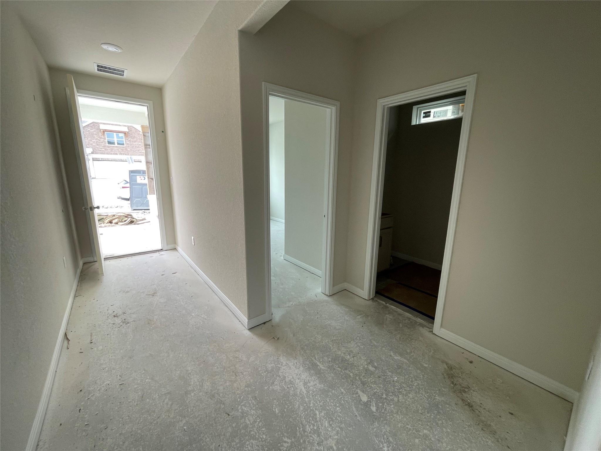 604 Palo Brea Loop, Hutto, TX 78634