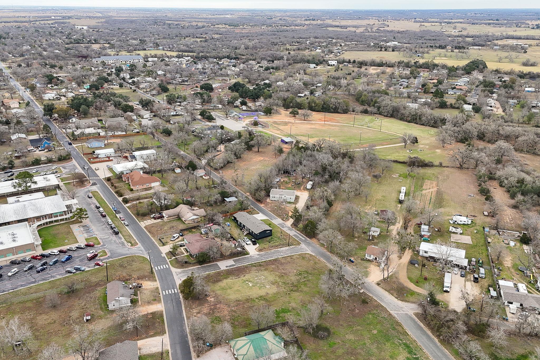 601 M L K Blvd, Elgin, TX 78621