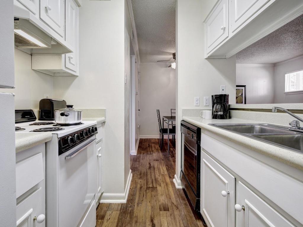 4553 Guadalupe St # 1BR, Austin, TX 78751