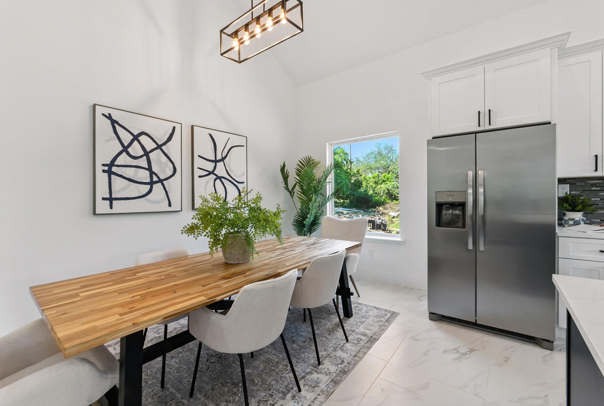 418 Bedford Dr, Spicewood, TX 78669