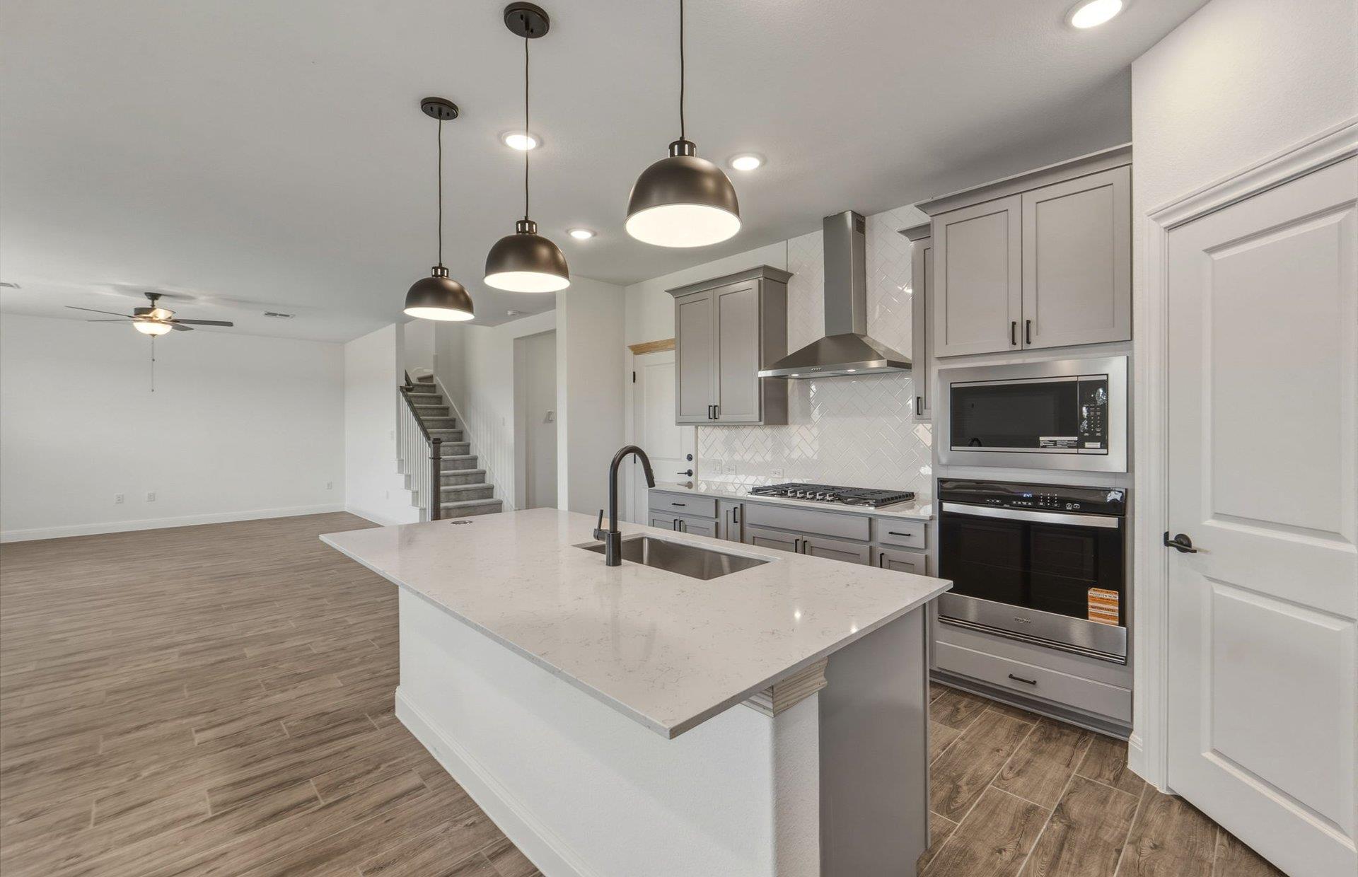 13520 Cerro Castellan Trce, Manor, TX 78653