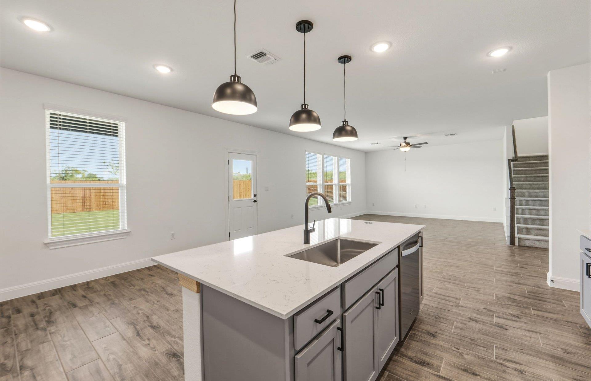 13520 Cerro Castellan Trce, Manor, TX 78653